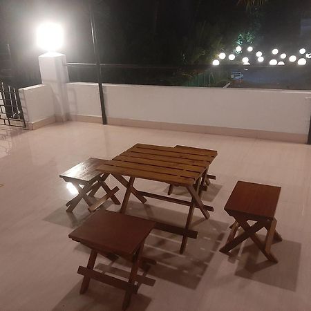 Blossom Villa Алибаг Экстерьер фото